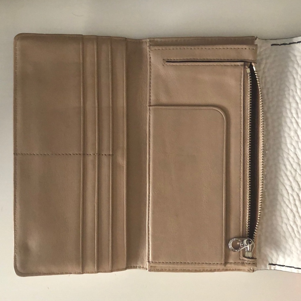Marc Jacobs wallet - Picture 3 of 4